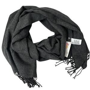 Uniqlo Heattech Scarf Gray Fringe Wool Acrylic Knit Classic Outdoors 19.5x76